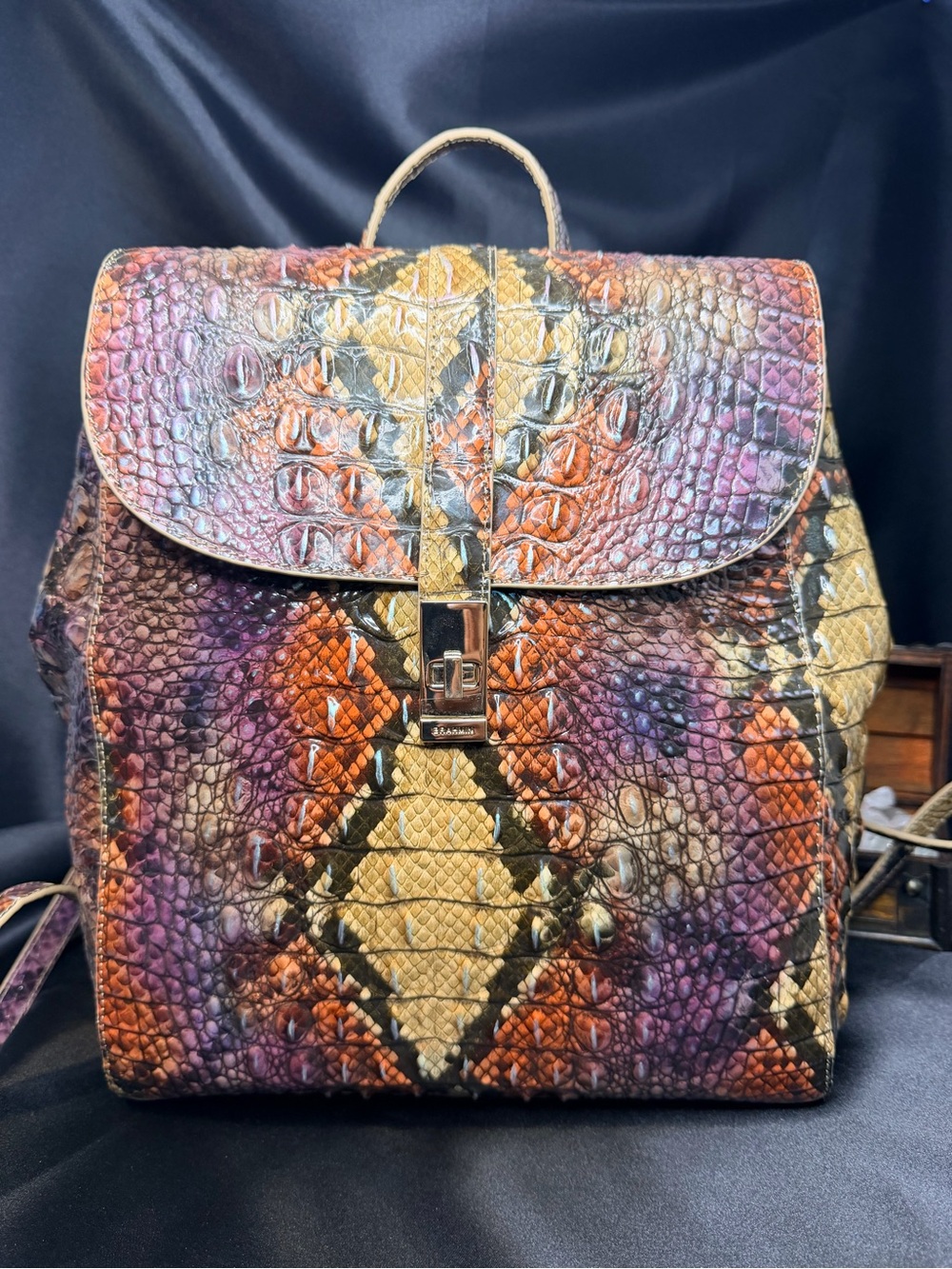 BRAHMIN Sadie Backpack

Reptilian Solid Melbourne Genuine Leather